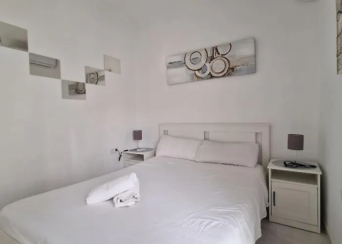 Luminoso Apartamento Centro Triana 아파트