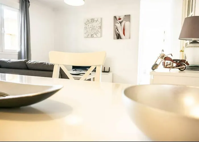 Luminoso Apartamento Centro Triana 아파트 *