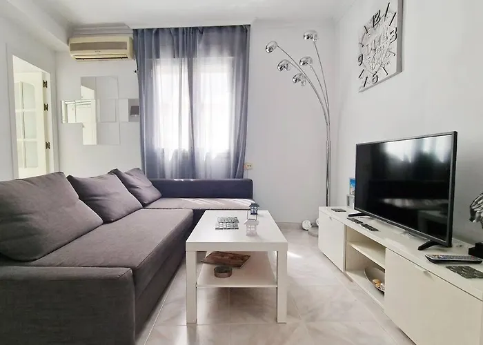 Luminoso Apartamento Centro Triana