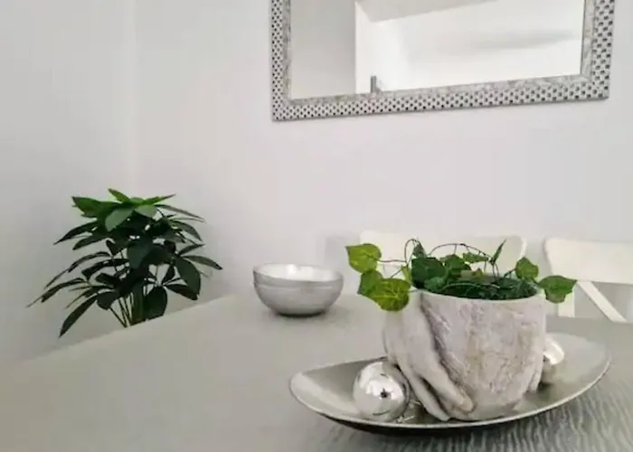 Luminoso Apartamento Centro Triana 아파트 *